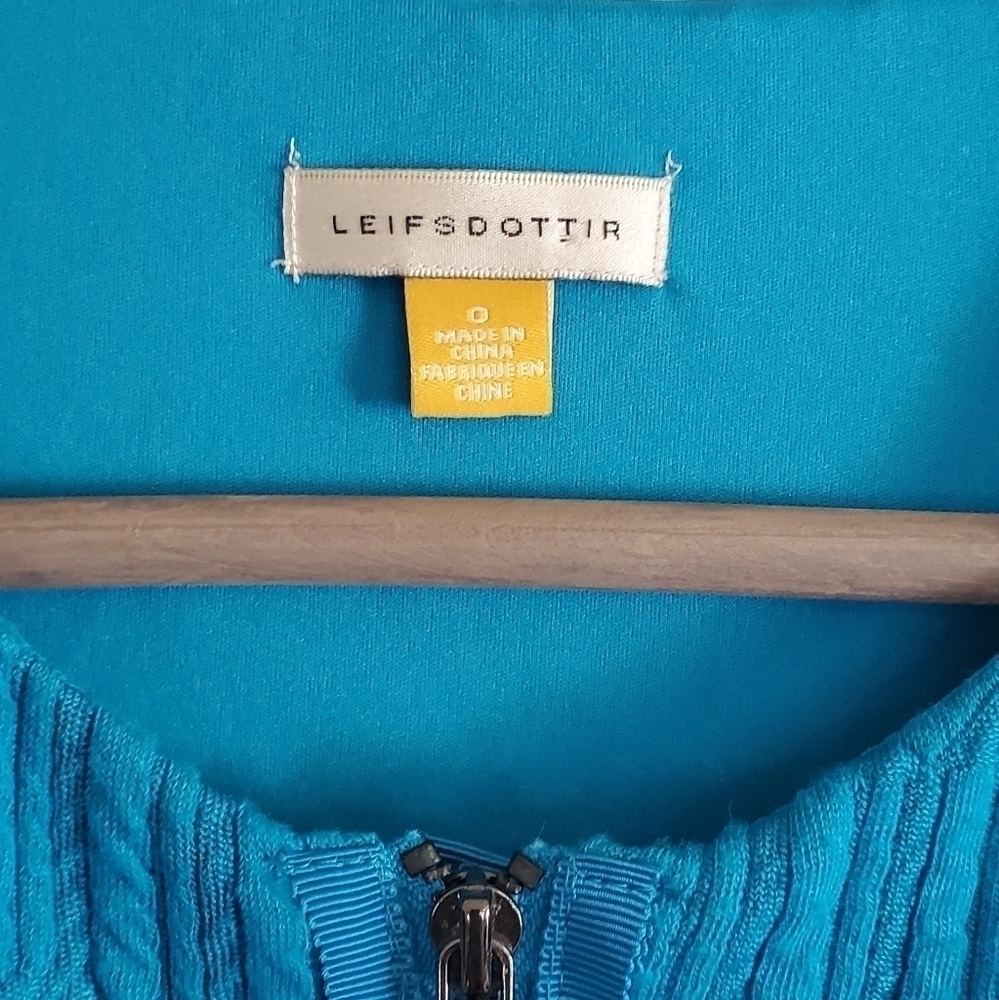 Anthropologie - Picture 3 of 4